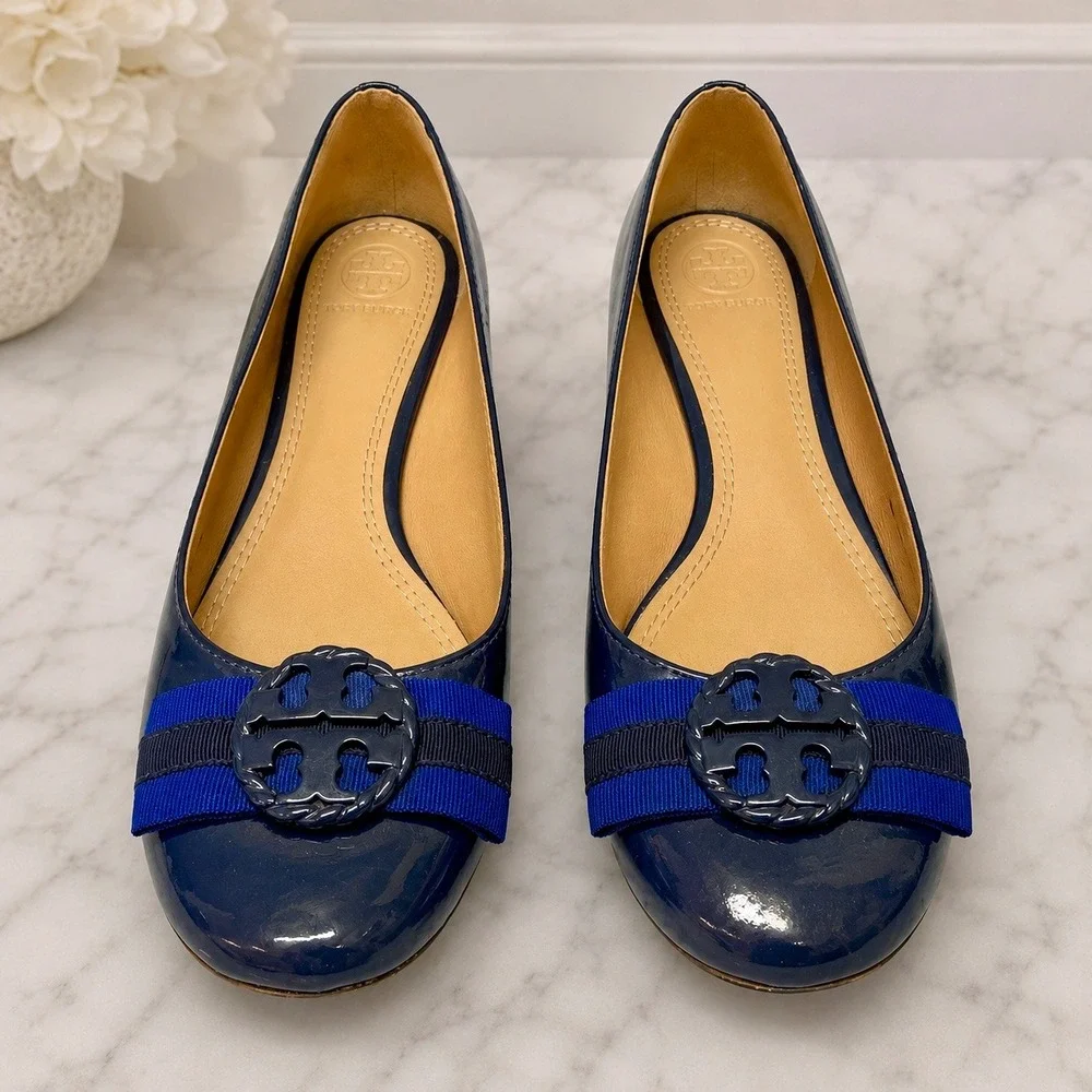 Tory Burch Patent Leather Ballet Flats Womens 6.5M Navy Blue Good Logo Bow 5930A
